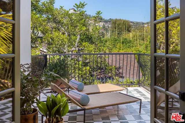 $3,995,000 | 1982 North Normandie Avenue, Los Angeles, CA 90027