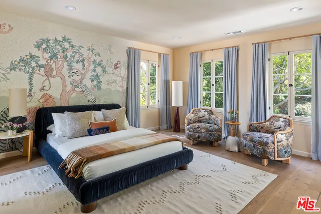 $3,995,000 | 1982 North Normandie Avenue, Los Angeles, CA 90027