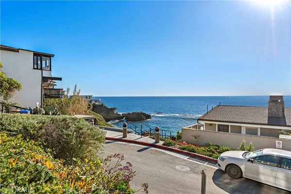 $13,500 | 154 Pearl Street, Laguna Beach, CA 92651