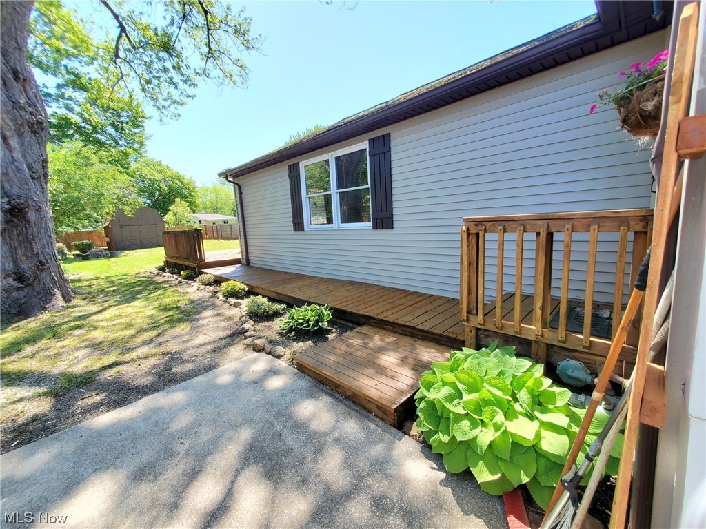 3028 Dickenson Road Ashtabula, OH 44004 - Photo 3 of 23
