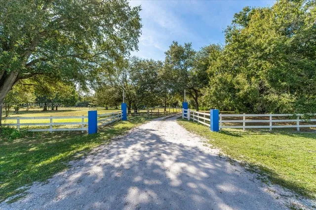 $799,000 | 18 Northwest 144th Drive, Okeechobee, FL 34972