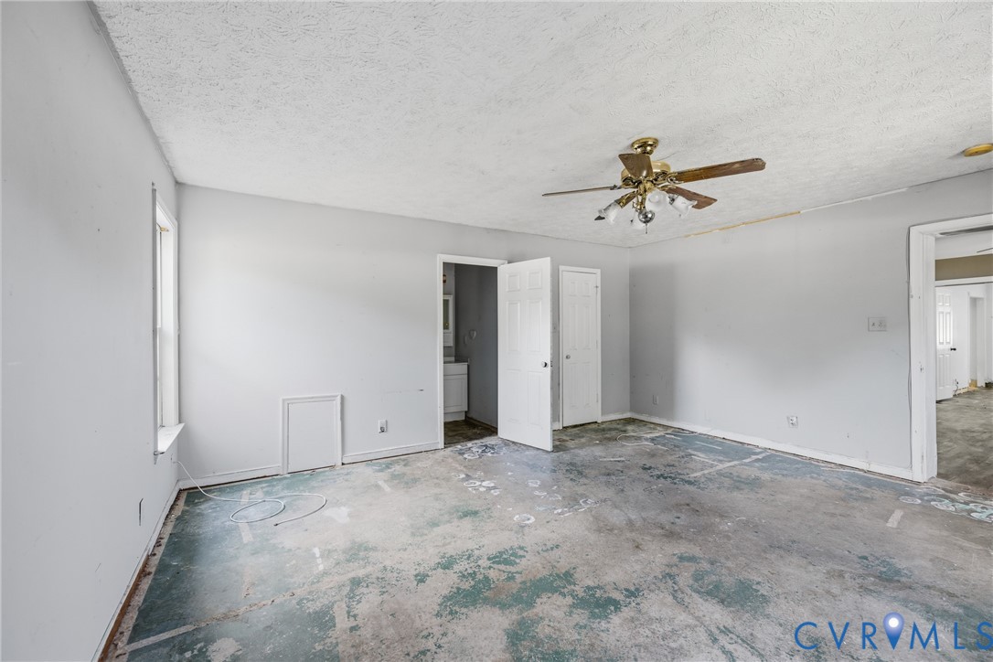 5317 Hickory Road Petersburg, VA 23803 - Photo 23 of 40