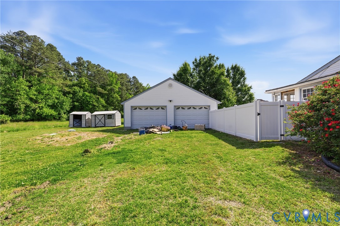 5317 Hickory Road Petersburg, VA 23803 - Photo 5 of 40