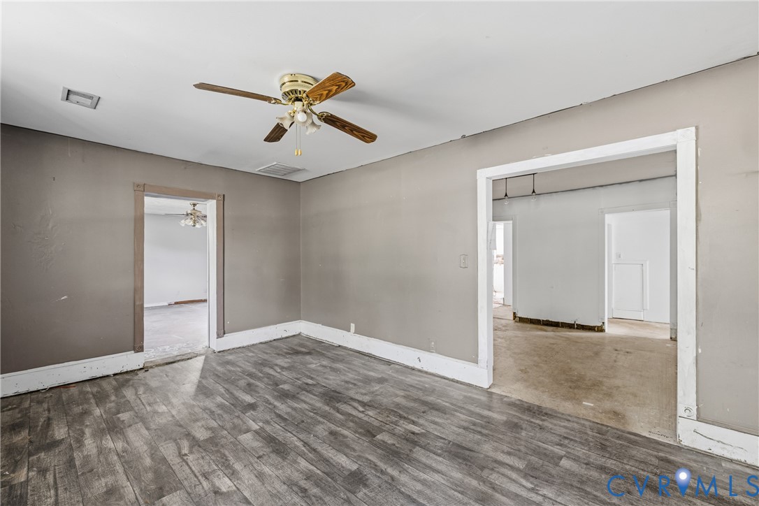 5317 Hickory Road Petersburg, VA 23803 - Photo 7 of 40