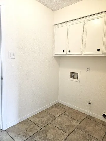 $1,900 | 1747 Horseshoe Circle, Round Rock, TX 78681