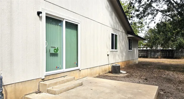 $1,750 | 1745 Horseshoe Circle, Round Rock, TX 78681