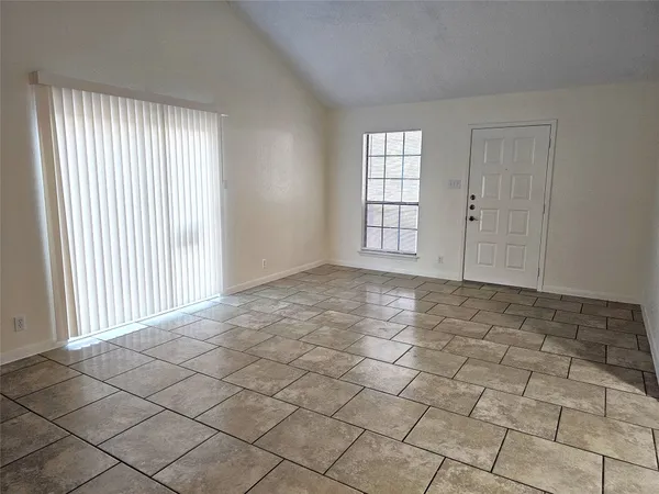 $1,750 | 1745 Horseshoe Circle, Round Rock, TX 78681