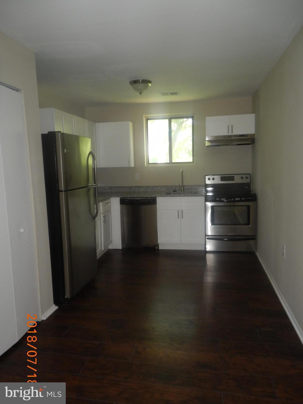 3926 Rolling Rd., Unit 12D Baltimore, MD 21208 - Photo 6 of 19 Kitchen