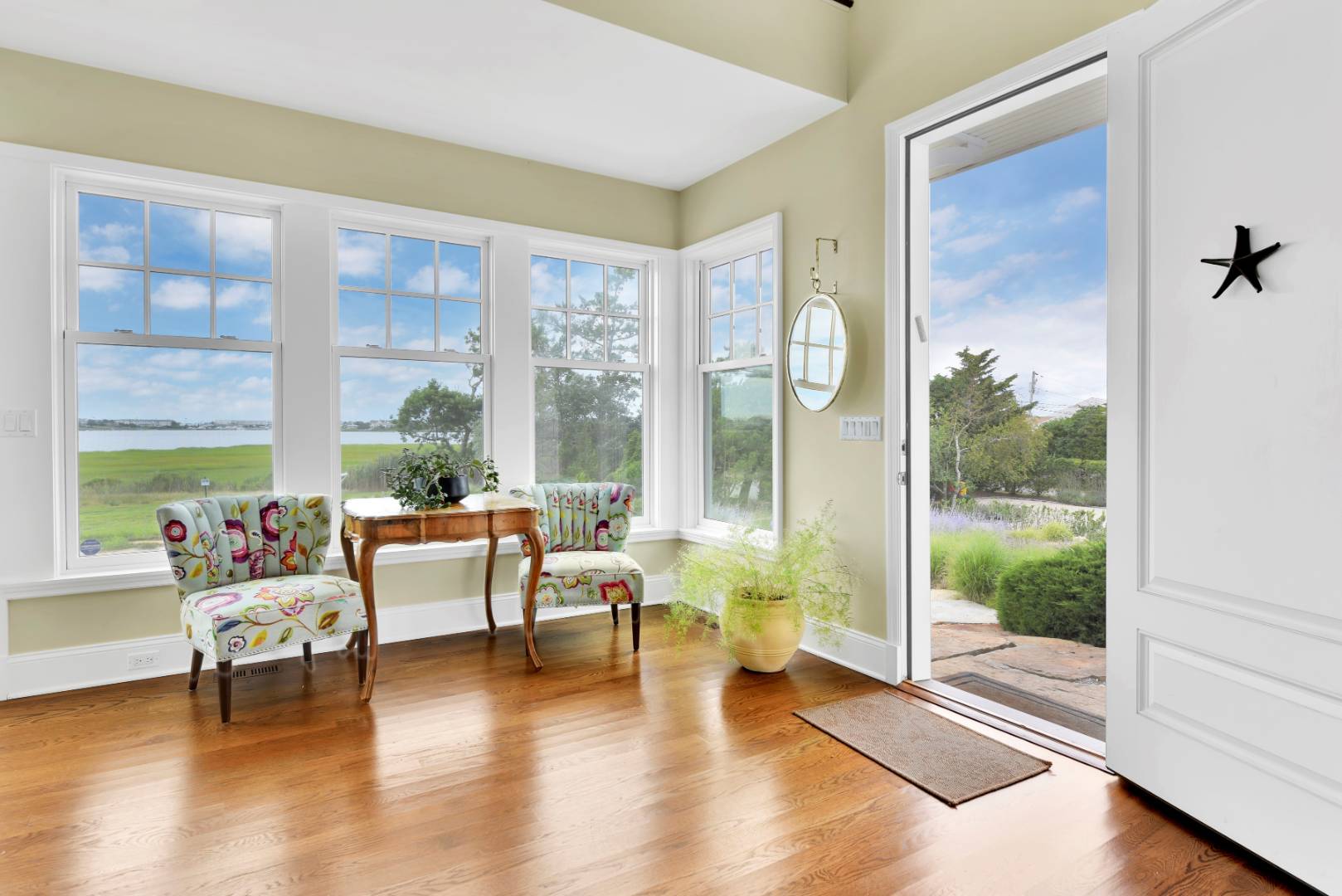 38 Library Ave Extension Westhampton Beach, NY 11978 - Photo 7 of 32