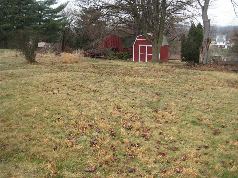 3203 McRoberts Road Castle Shannon, PA 15234 - Photo 24 of 25 Yard/Garden. large and expansive yard, shed is included!!