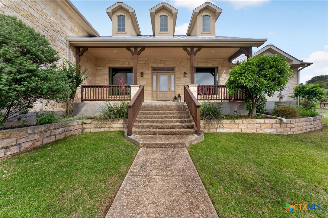 123 Grosbeak Drive Spring Branch, TX 78070 - Photo 9 of 48