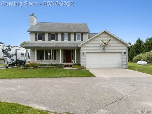 $450,000 | 2381 Burke Road, Fowlerville, MI 48836