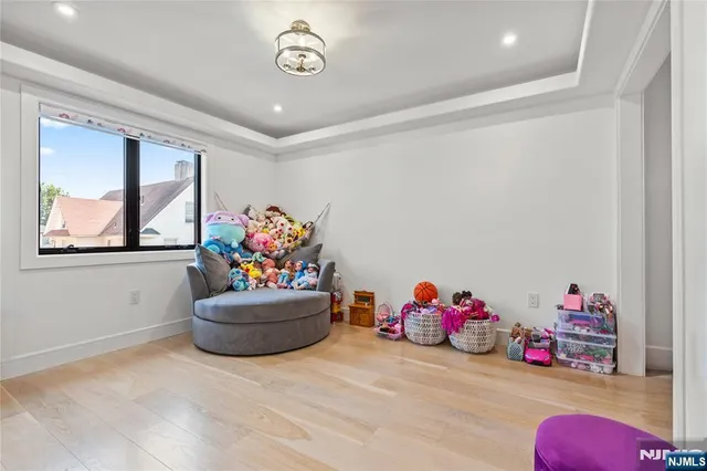 $1,399,000 | 393 Lincoln Avenue, Cliffside Park, NJ 07010