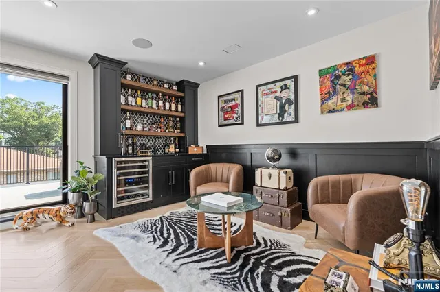 $1,399,000 | 393 Lincoln Avenue, Cliffside Park, NJ 07010