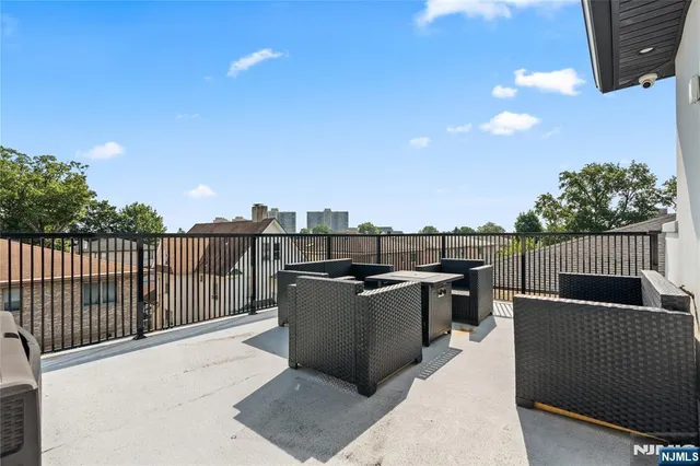 $1,399,000 | 393 Lincoln Avenue, Cliffside Park, NJ 07010