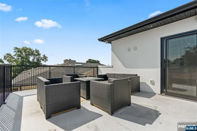 $1,399,000 | 393 Lincoln Avenue, Cliffside Park, NJ 07010