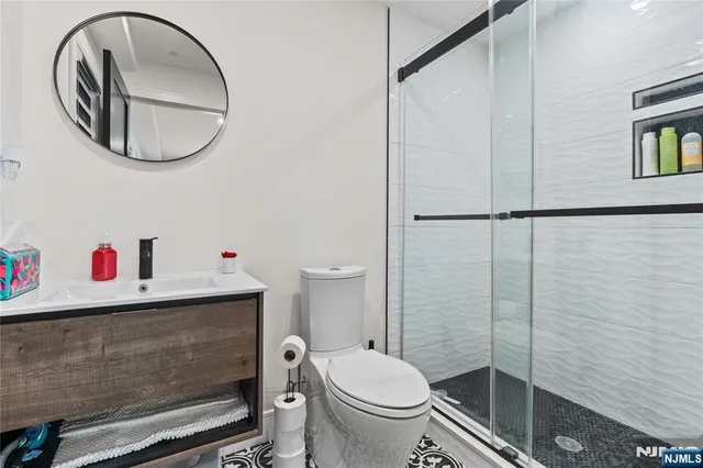 $1,399,000 | 393 Lincoln Avenue, Cliffside Park, NJ 07010