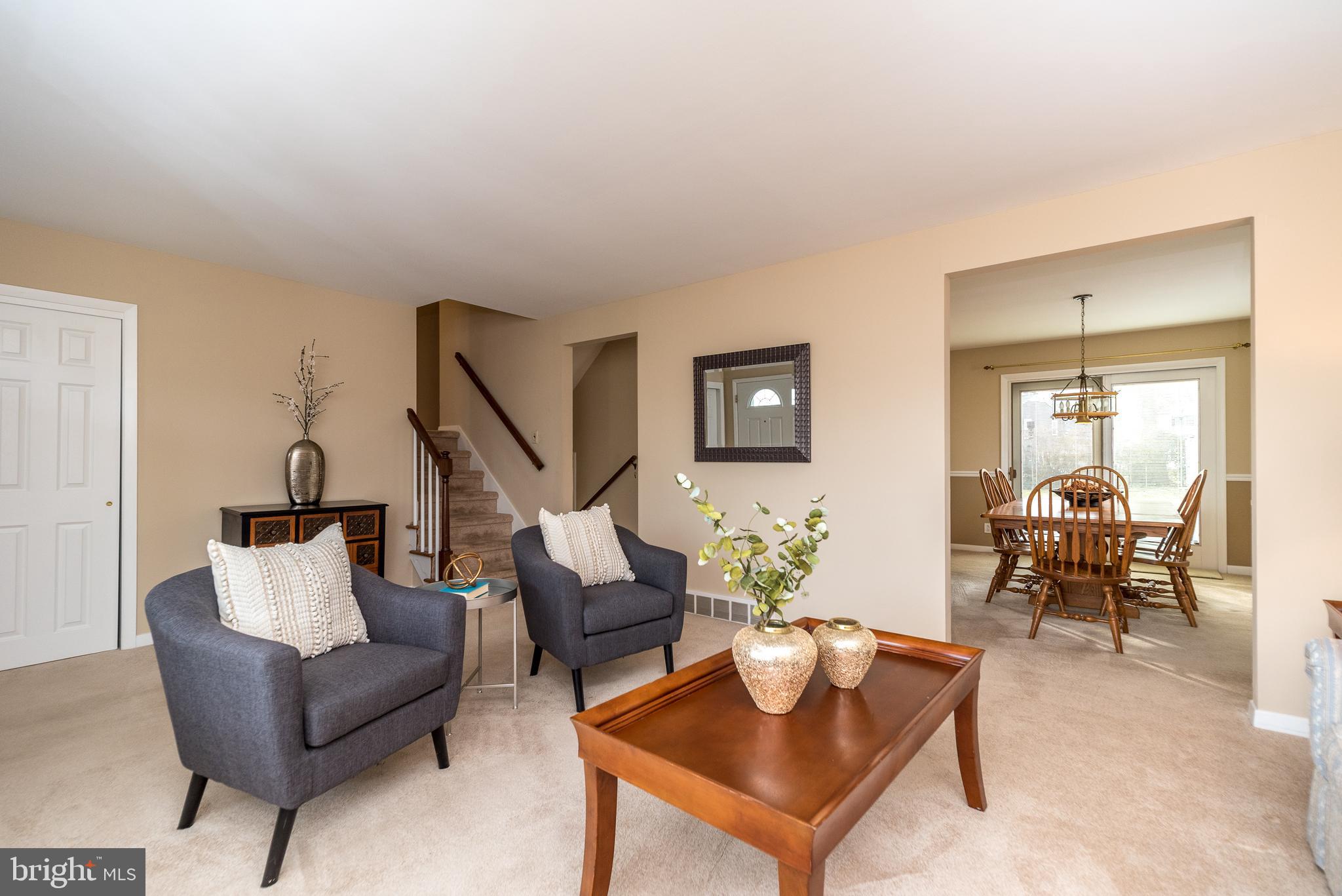 198 Dungan Road Southampton, PA 18966 - Photo 2 of 29 Main Level Living Room