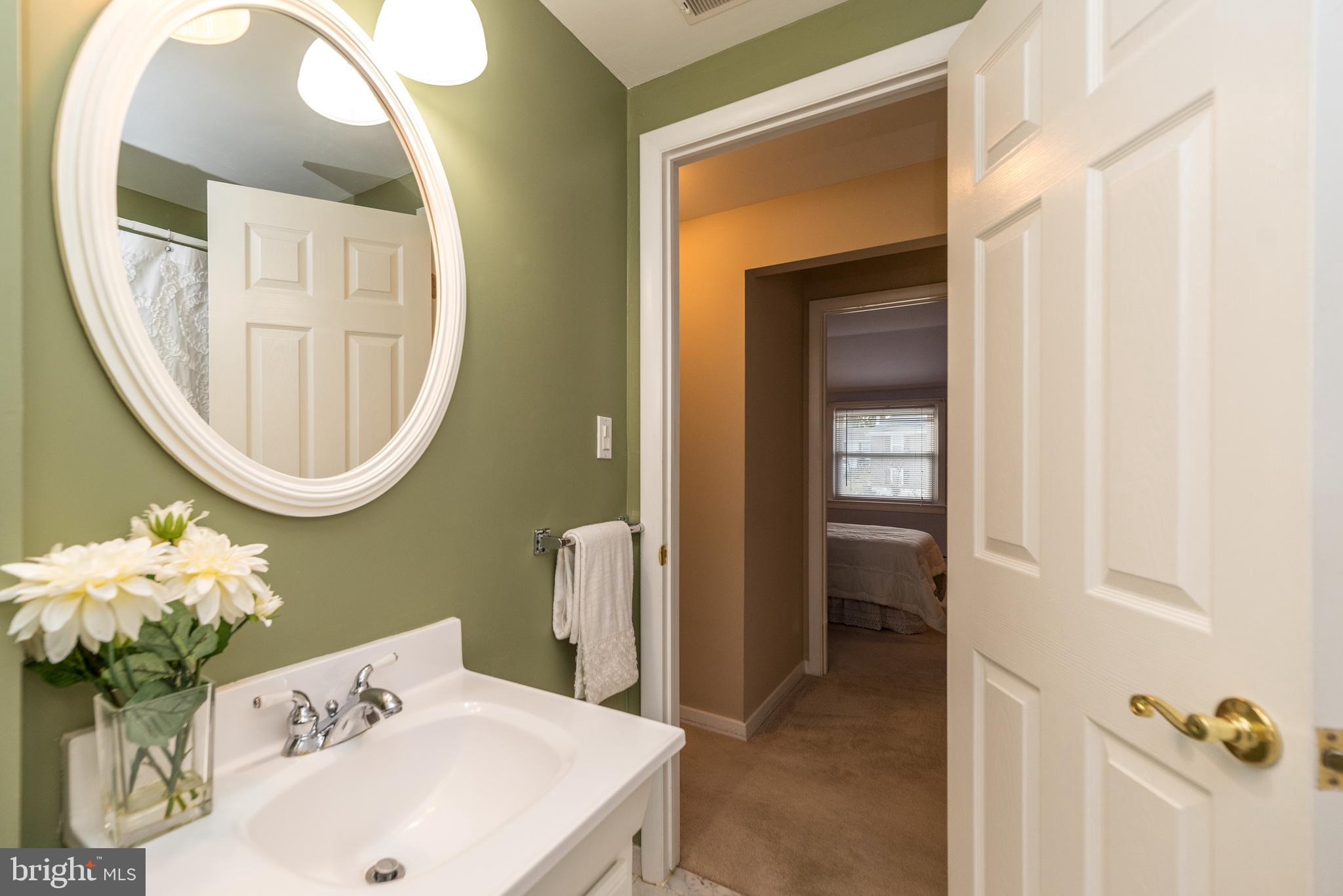 198 Dungan Road Southampton, PA 18966 - Photo 22 of 29 Hall Bath