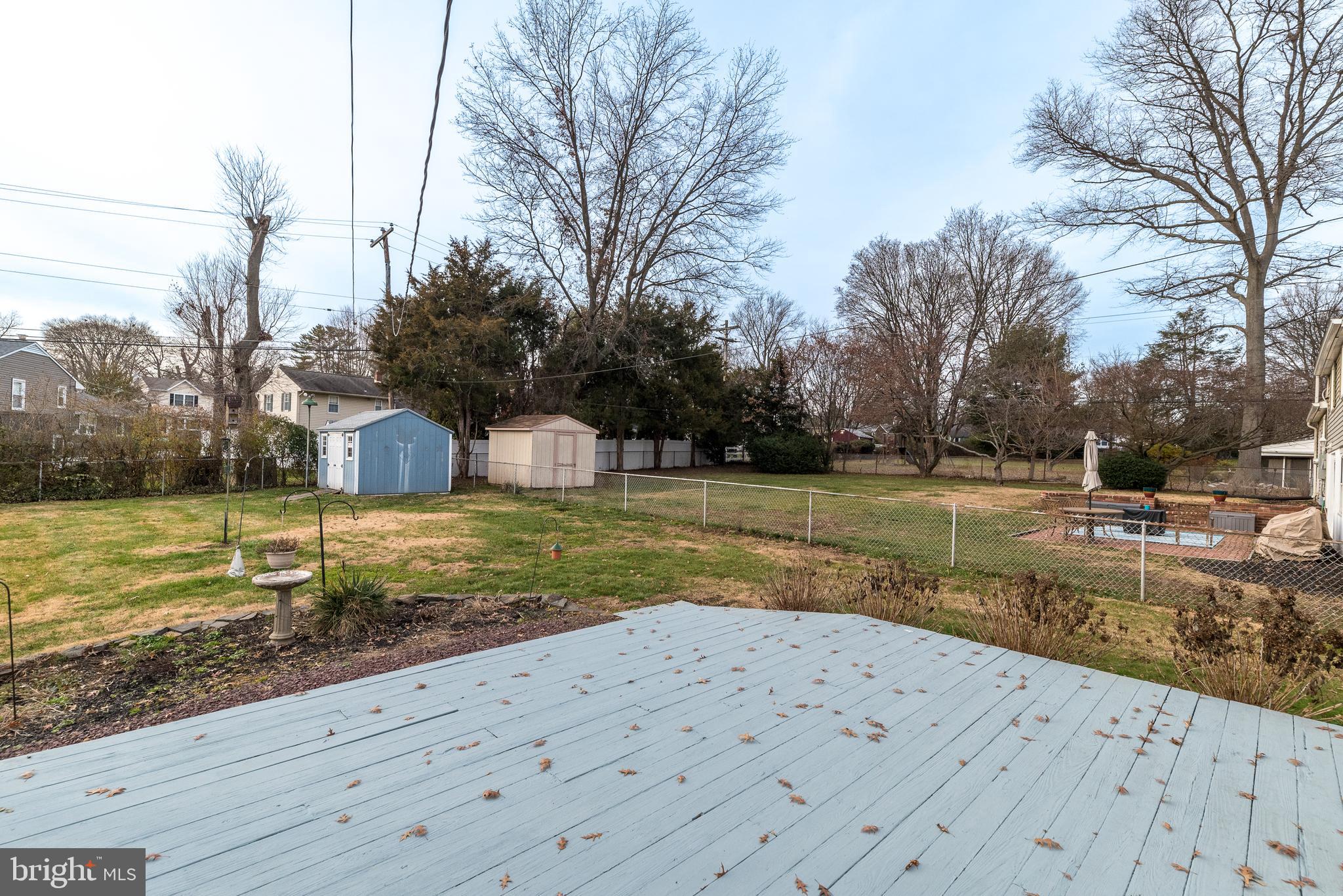 198 Dungan Road Southampton, PA 18966 - Photo 28 of 29 Backyard Deck