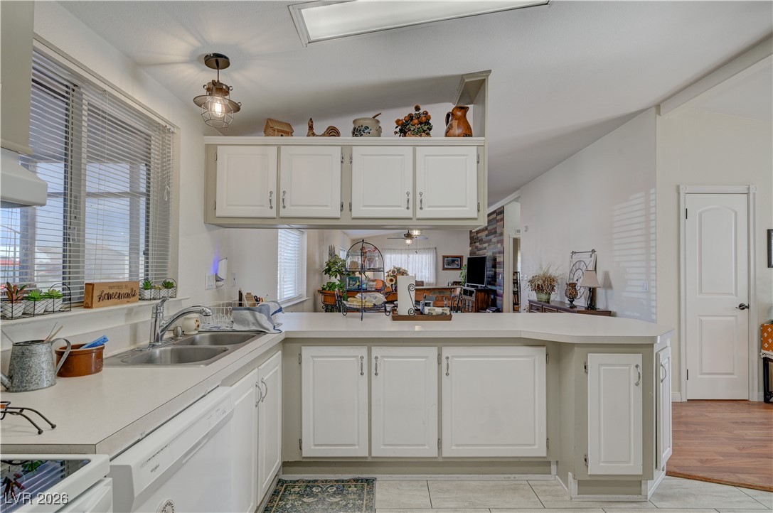 729 Lillian Condie Road Overton, NV 89040 - Photo 18 of 53