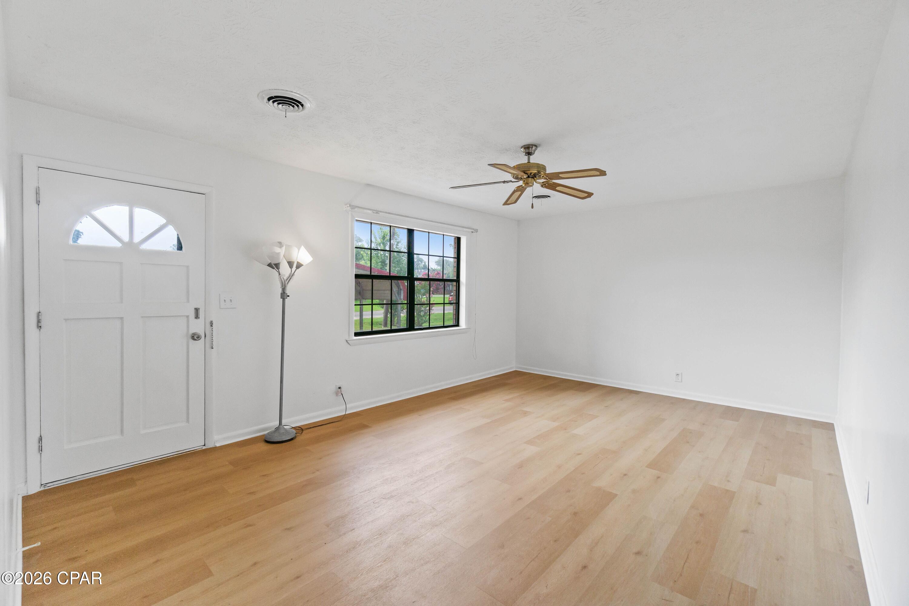 2991 Spring Street Marianna, FL 32446 - Photo 8 of 30