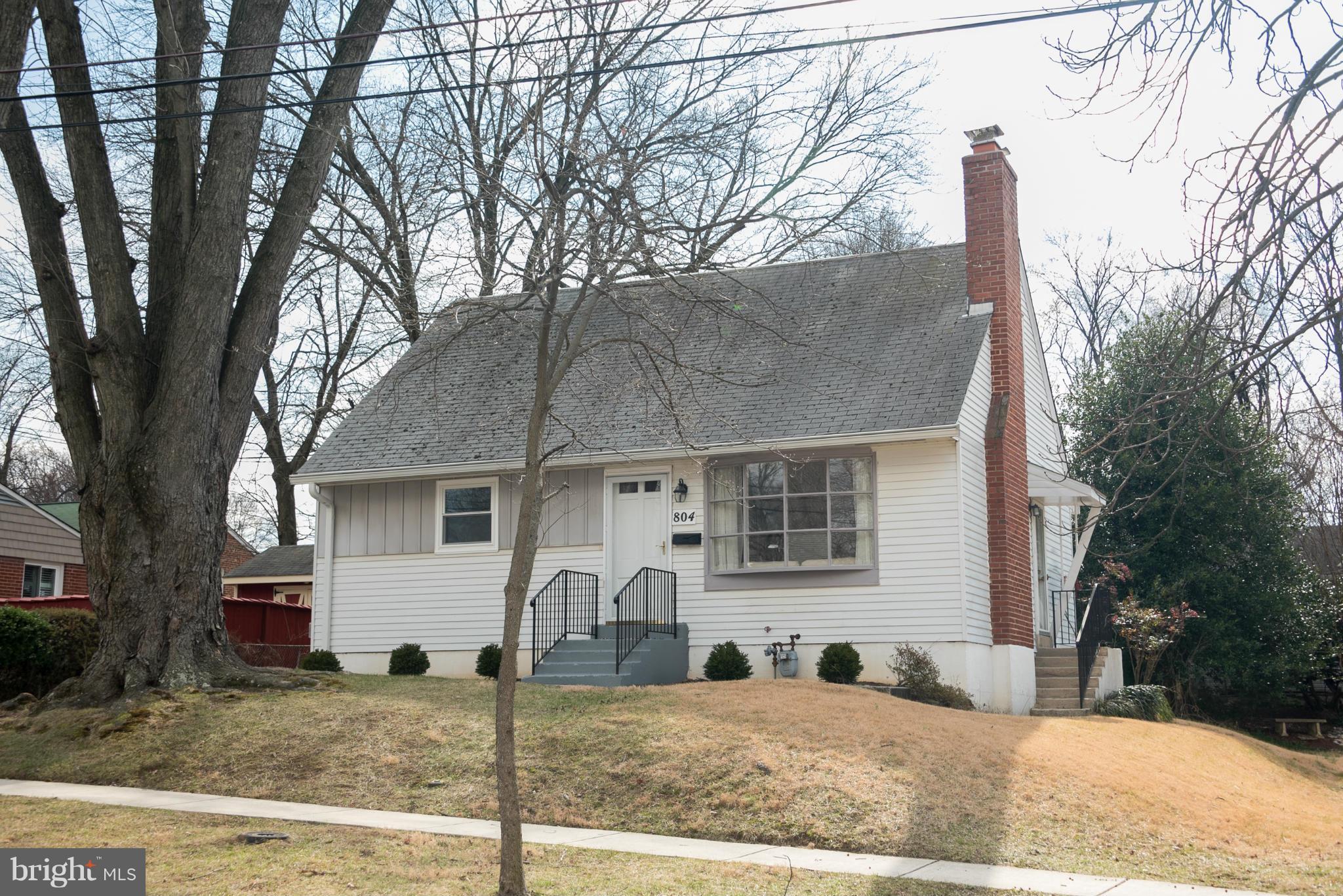 804 Kerwin Road Silver Spring, MD 20901 - Photo 2 of 24 Exterior (Front)