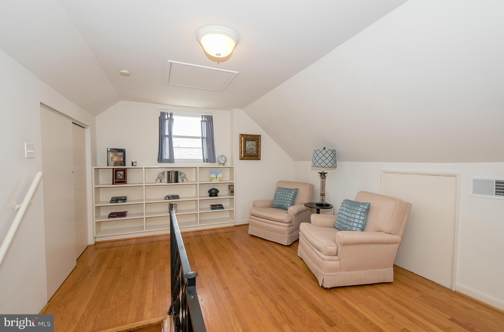 804 Kerwin Road Silver Spring, MD 20901 - Photo 10 of 24 Interior (General)