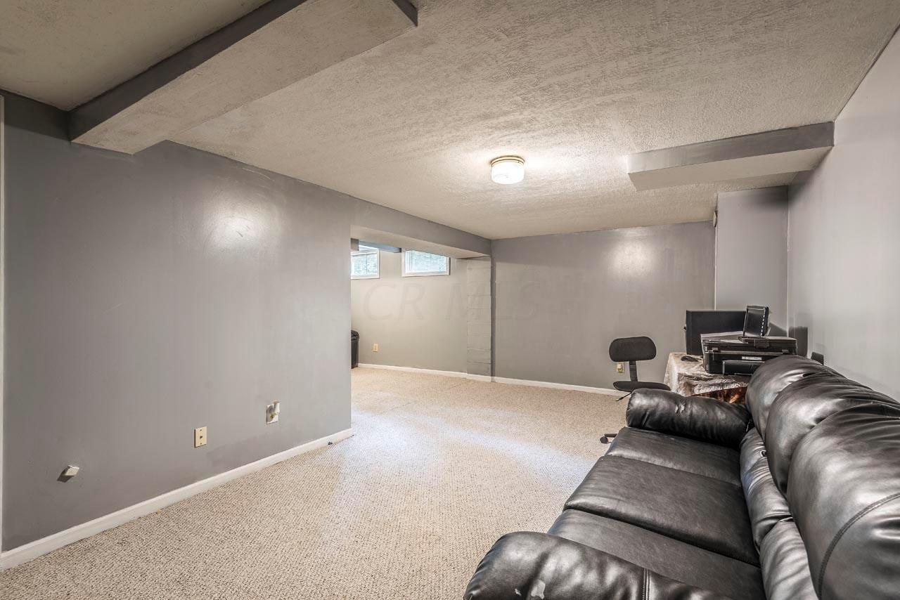 3595 Watt Road Columbus, OH 43230 - Photo 34 of 44 3595 Watt Rd 25