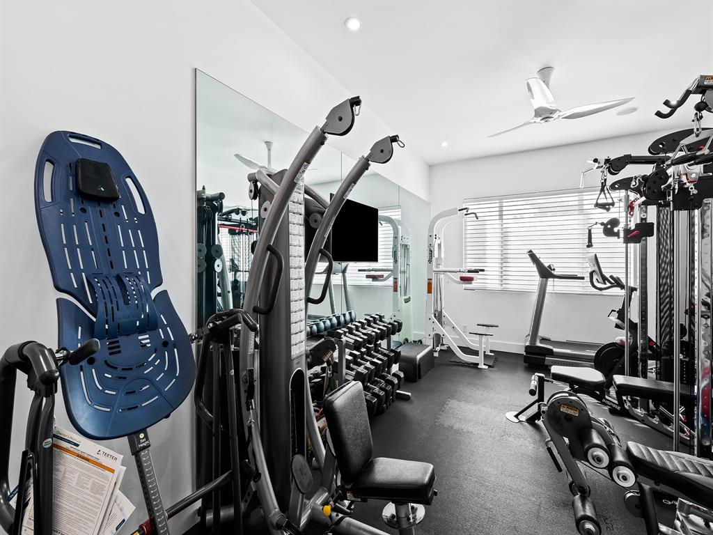 1710 Middle River Drive Fort Lauderdale, FL 33305 - Photo 25 of 47 a view of a room with gym equipment