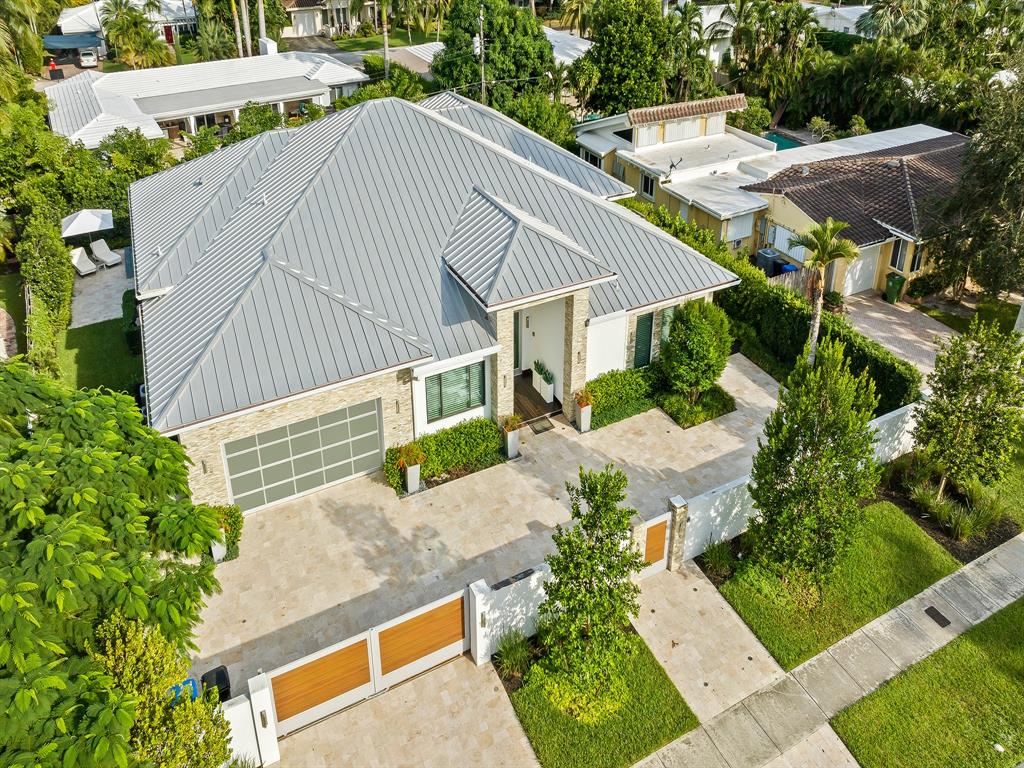 1710 Middle River Drive Fort Lauderdale, FL 33305 - Photo 38 of 47 an aerial view of a house with a yard