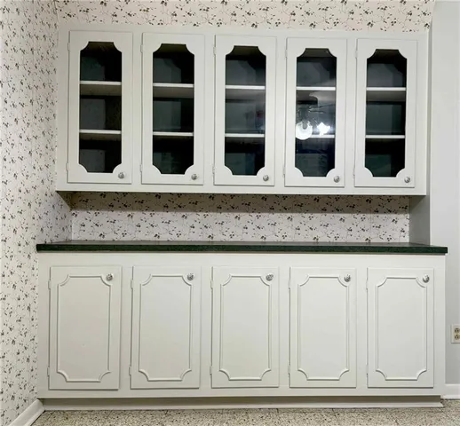 $355,000 | 2225 Donahue Ferry Road, Pineville, LA 71360