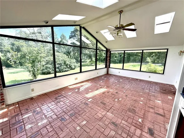 $355,000 | 2225 Donahue Ferry Road, Pineville, LA 71360