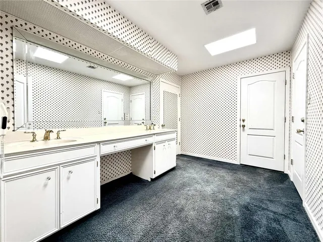 $355,000 | 2225 Donahue Ferry Road, Pineville, LA 71360