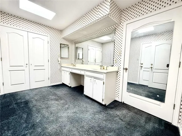 $355,000 | 2225 Donahue Ferry Road, Pineville, LA 71360