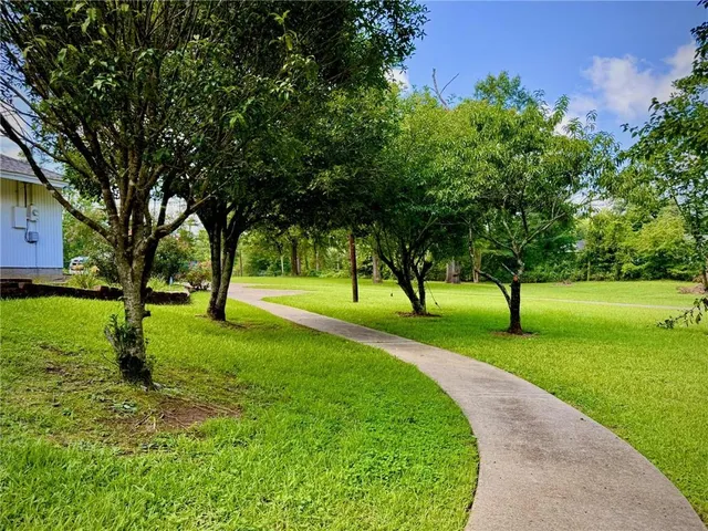 $355,000 | 2225 Donahue Ferry Road, Pineville, LA 71360