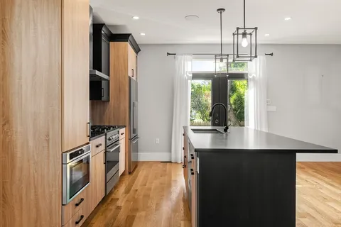 $799,000 | 53 R Bailey Street, Unit 2, Boston, MA 02124