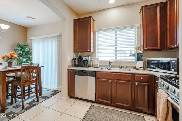 $3,000 | 21926 North 103rd Lane, Unit 366, Peoria, AZ 85383