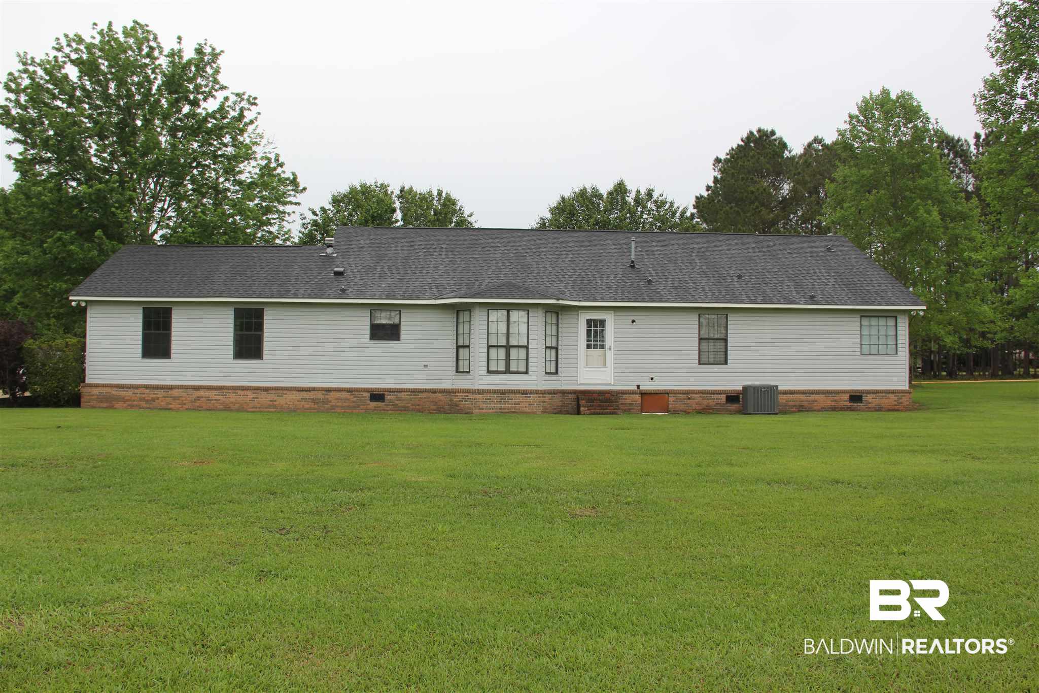 261 Magnolia Lane Monroeville, AL 36460 - Photo 4 of 30
