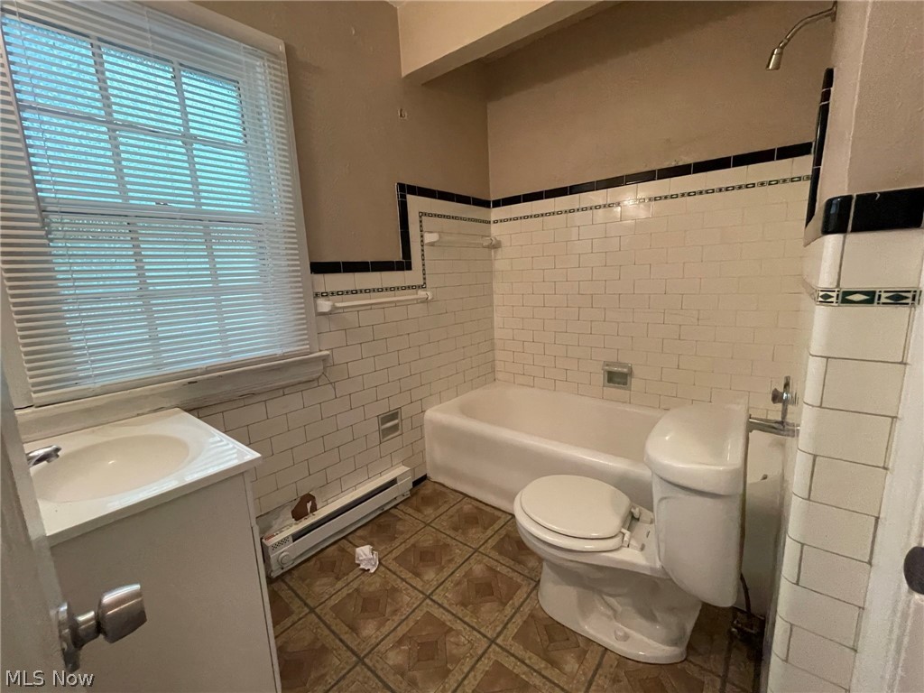 1071 Hillstone Road Cleveland Heights, OH 44121 - Photo 10 of 12