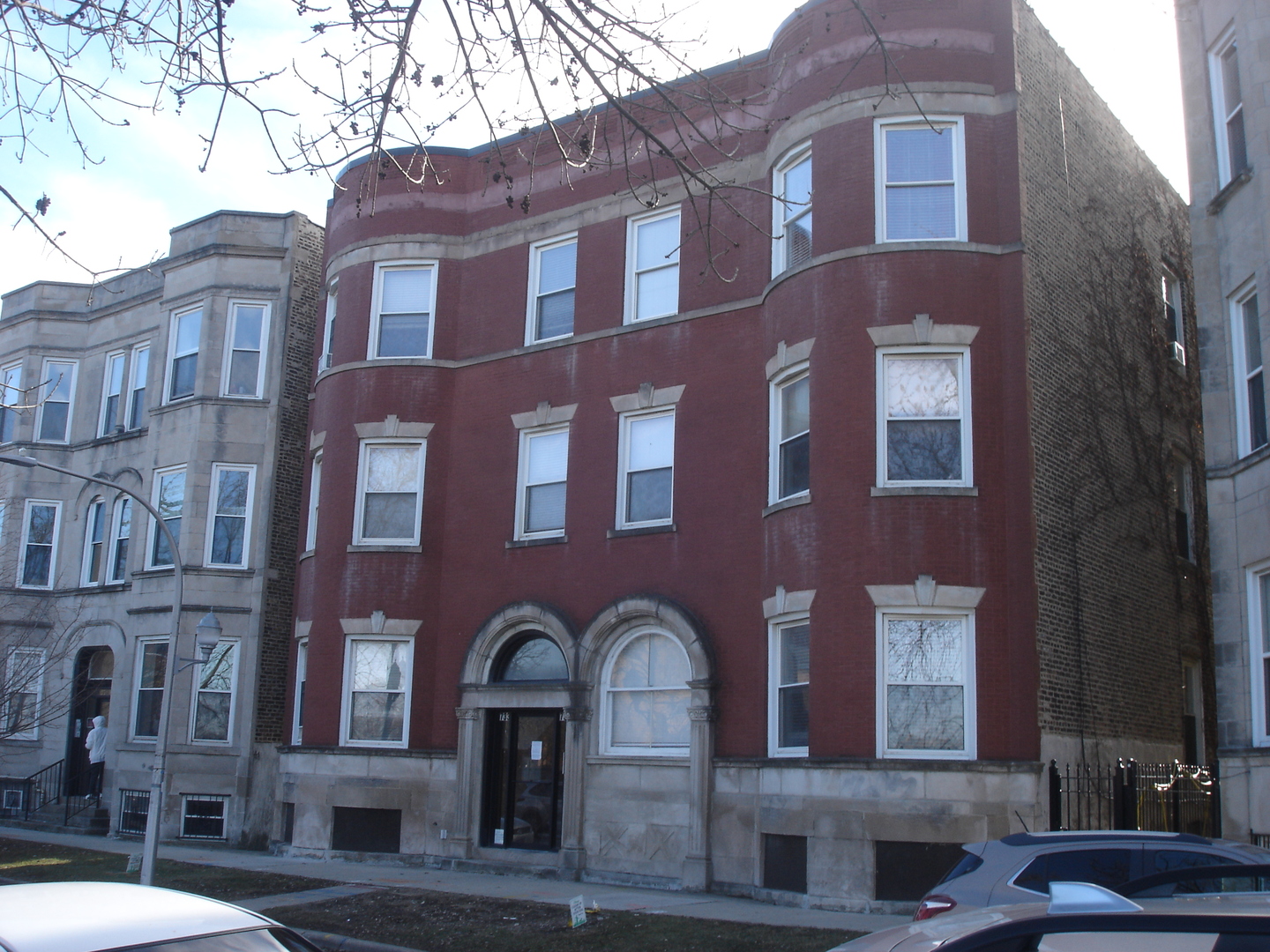 731 East 50th Street Chicago, IL 60615 - Photo 1 of 17