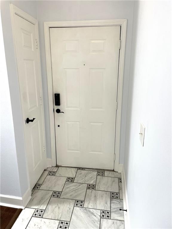 3777 Peachtree Road Northeast, Unit 1517 Atlanta, GA 30319 - Photo 3 of 37 a view of an empty room