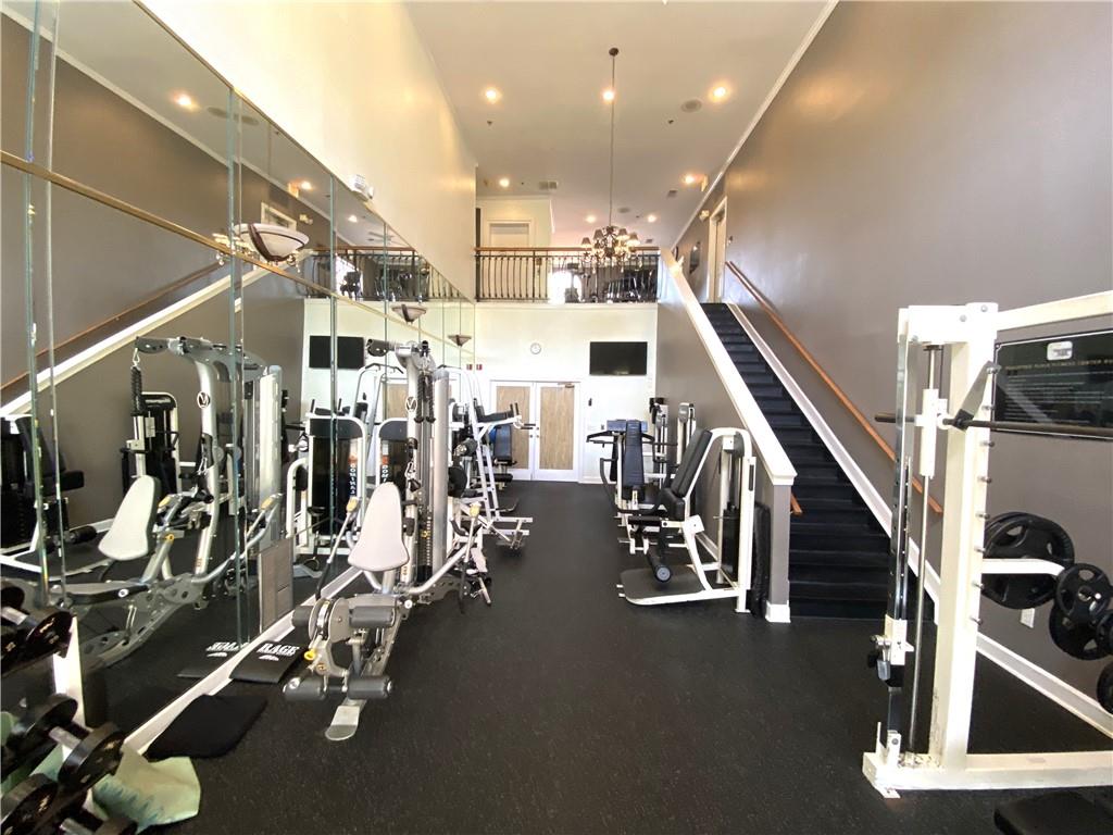3777 Peachtree Road Northeast, Unit 1517 Atlanta, GA 30319 - Photo 35 of 37 a view of a room with gym equipment