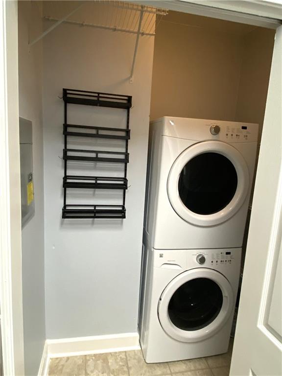 3777 Peachtree Road Northeast, Unit 1517 Atlanta, GA 30319 - Photo 10 of 37 a close up view of a washer and dryer