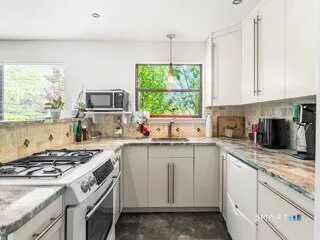 $2,100 | 3 Clemens Court, Unit 3, Rocky Hill, CT 06067