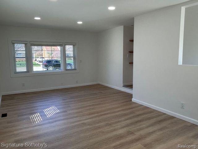 2194 Dorchester Road Birmingham, MI 48009 - Photo 8 of 18