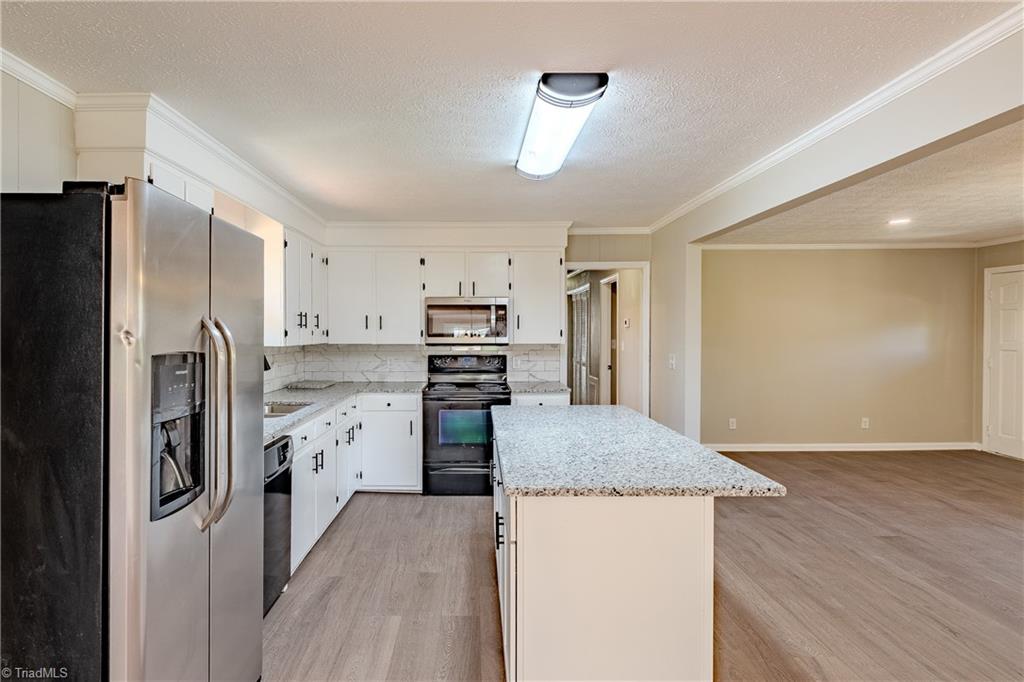 277 Simpson Mill Road Mount Airy, NC 27030 - Photo 13 of 40