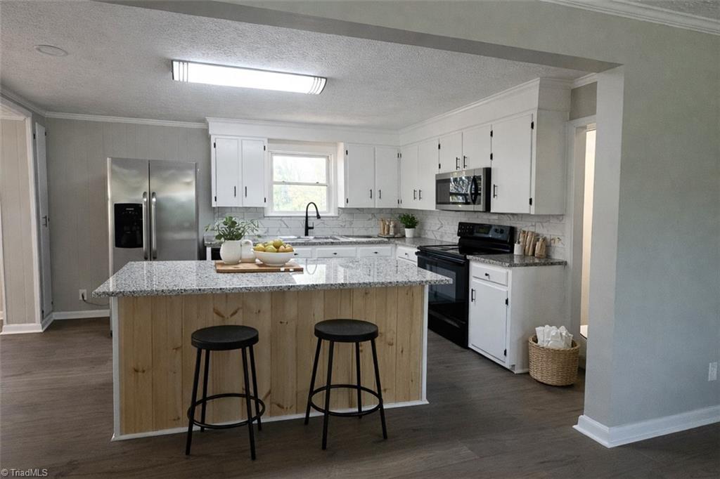 277 Simpson Mill Road Mount Airy, NC 27030 - Photo 10 of 40