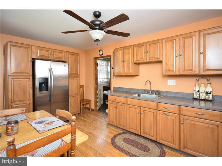 7436 Hill Road Philadelphia, PA 19128 - Photo 11 of 25 Gallery Image 11