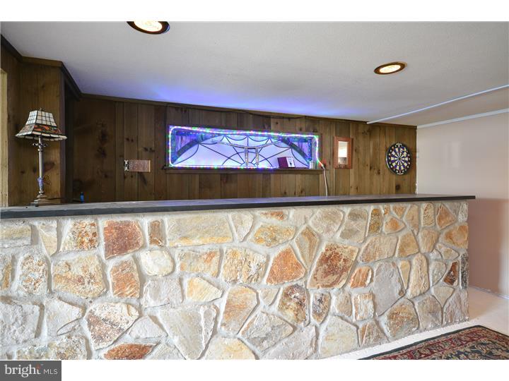 7436 Hill Road Philadelphia, PA 19128 - Photo 22 of 25 Gallery Image 22